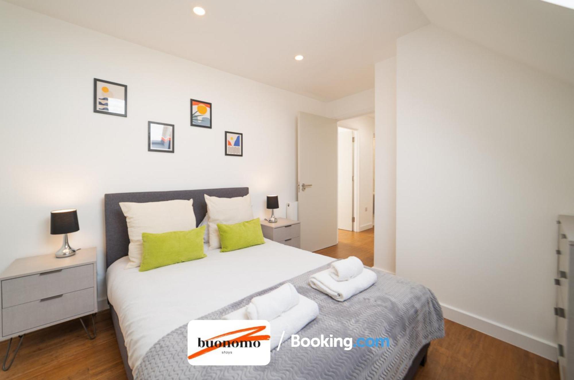 Two Bedroom Apartment At Buonomo Stays Short Lets & Serviced Accommodation لندن المظهر الخارجي الصورة