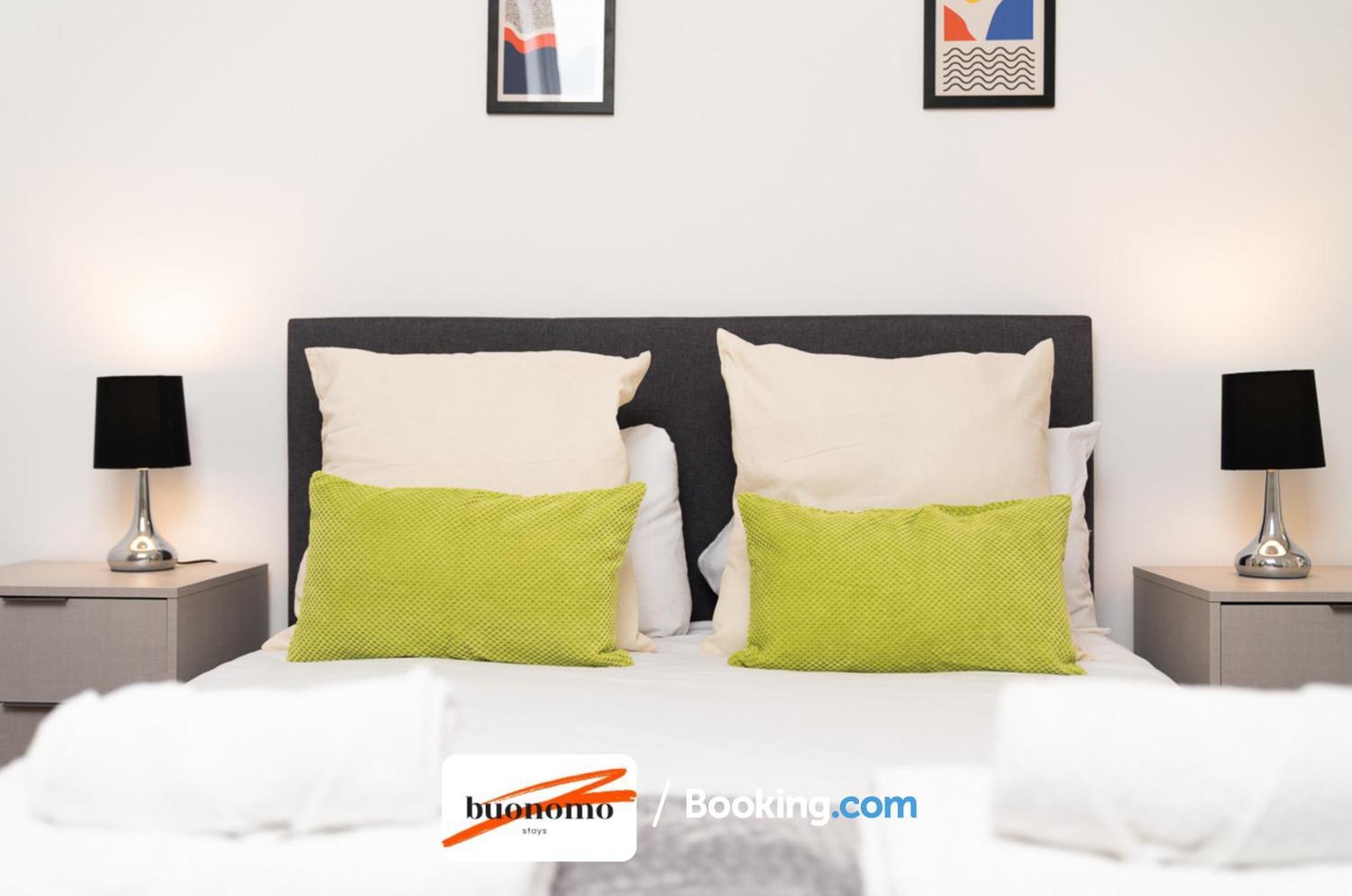 Two Bedroom Apartment At Buonomo Stays Short Lets & Serviced Accommodation لندن المظهر الخارجي الصورة