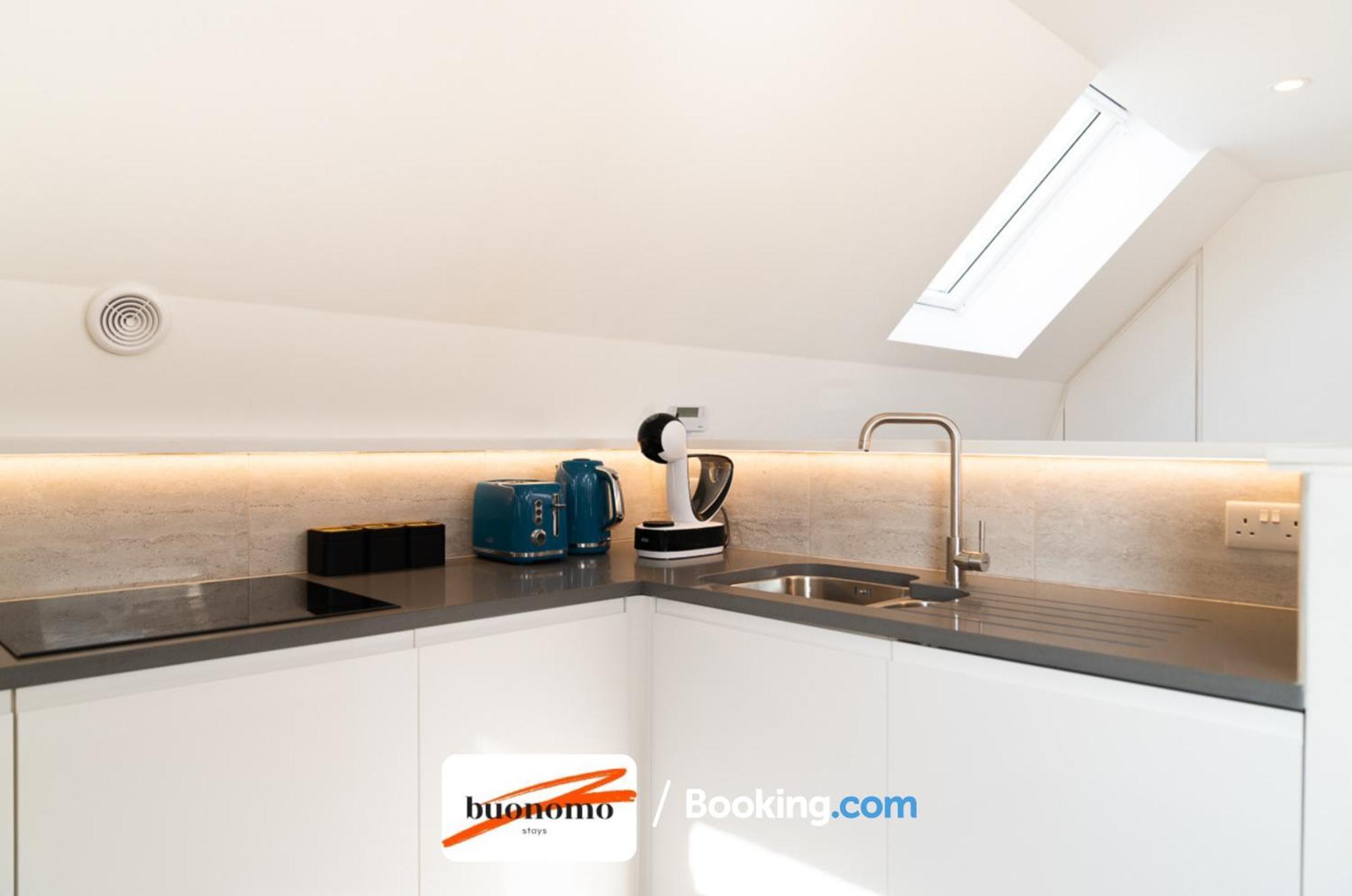 Two Bedroom Apartment At Buonomo Stays Short Lets & Serviced Accommodation لندن المظهر الخارجي الصورة